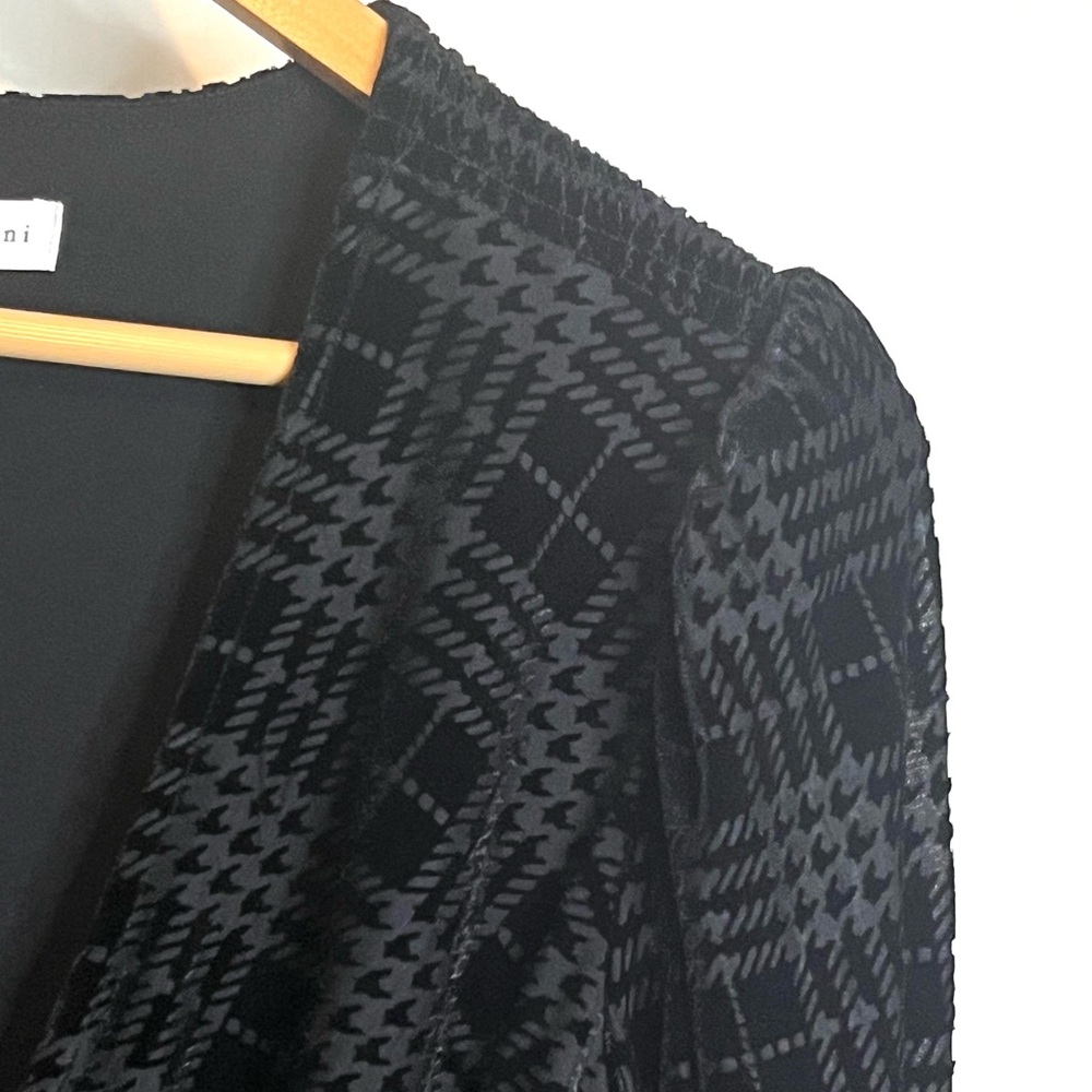 NWT Gianni Bini Women’s Size S Black Houndstooth Velvet “Leighton” Wrap Dress - Picture 8 of 11